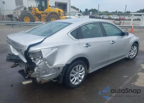 2015 Nissan Altima 2.5 S from USA, damaged, VIN 1N4AL3AP5FC189136